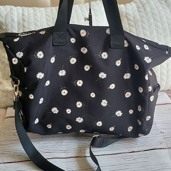 Alice + Olivia Daisy Print Overnighter Duffle Bag - Picture 6 of 12